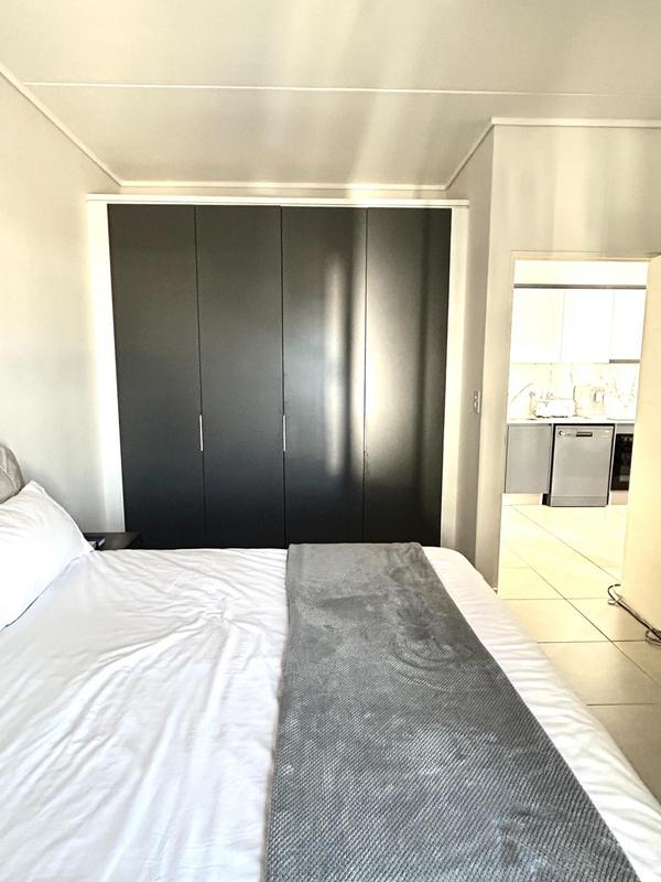 To Let 1 Bedroom Property for Rent in The Huntsman Western Cape